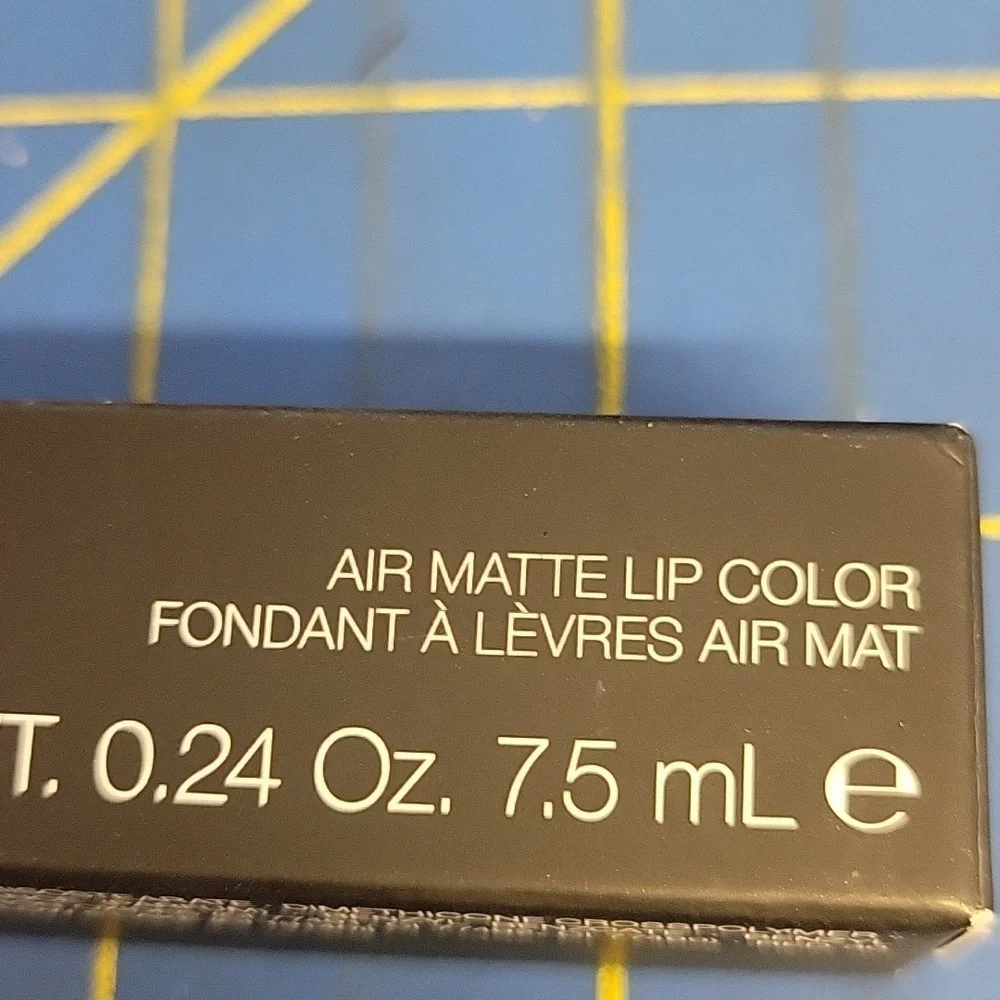 NARS Bold Mattec Red Lipstick Vibrant Color Feisty New